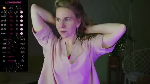 Snapshot of violetplath chatting on November 16, 2025, 6:46 pm Violet next stream December 6 online show from November 16, 2025, 6:46 pm