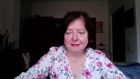 violetpulse online show from November 7, 2025, 9:42 am