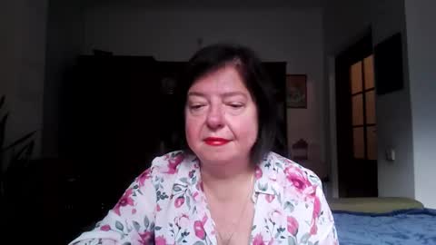 violetpulse online show from November 18, 2025, 7:57 am