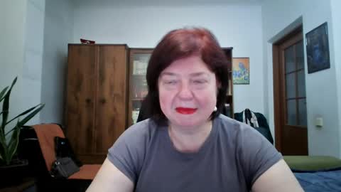 Snapshot of violetpulse chatting on May 6, 2026, 5:40 pm violetpulse online show from May 6, 2026, 5:40 pm