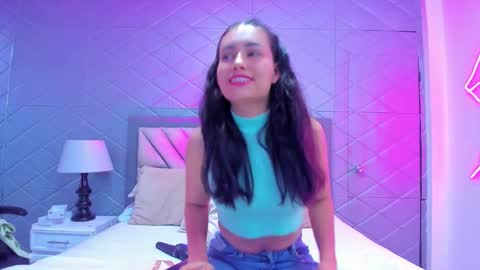 Snapshot of violetrousse chatting on October 12, 2025, 3:11 pm Violet Rousse online show from October 12, 2025, 3:11 pm