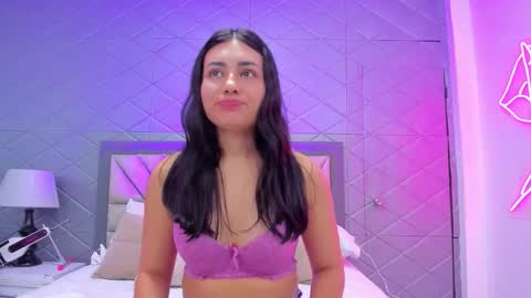 Snapshot of violetrousse chatting on December 3, 2025, 4:16 pm Violet Rousse online show from December 3, 2025, 4:16 pm