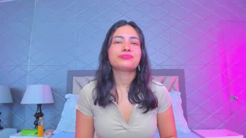 Snapshot of violetrousse chatting on February 5, 2026, 3:05 pm Violet Rousse online show from February 5, 2026, 3:05 pm