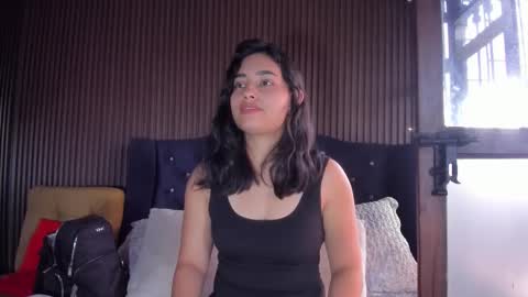 Snapshot of violetrousse chatting on February 16, 2026, 4:58 pm Violet Rousse online show from February 16, 2026, 4:58 pm