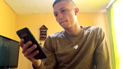 Violet777  online show from September 15, 2025, 12:16 pm