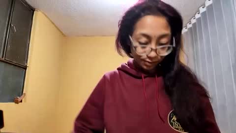 Violet777  online show from January 19, 2026, 9:13 am