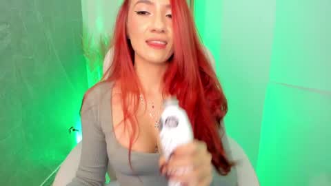 Snapshot of violetsky1_ chatting on May 28, 2026, 6:10 am VioletSky online show from May 28, 2026, 6:10 am
