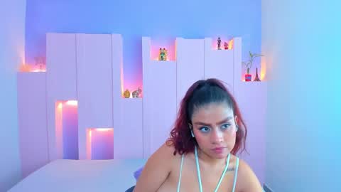 violetsmith online show from January 24, 2025, 7:49 pm