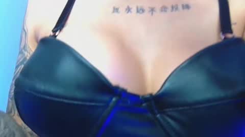 Violeta froz online show from October 4, 2025, 3:10 pm