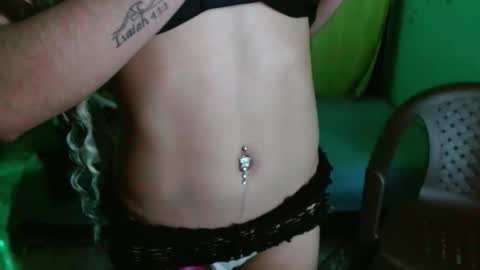 Snapshot of violetta_dreams chatting on November 25, 2025, 11:05 pm violetta_dreams online show from November 25, 2025, 11:05 pm