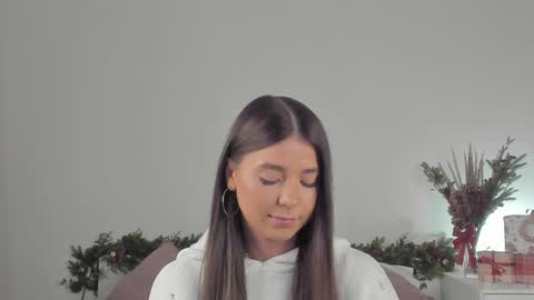 violetta_finch online show from January 23, 2025, 8:25 am