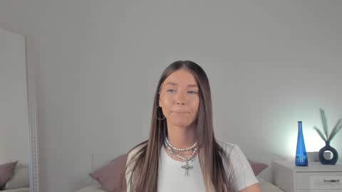 violetta_finch online show from February 1, 2025, 8:29 am