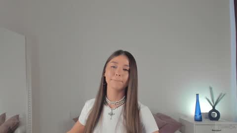 violetta_finch online show from February 8, 2025, 8:20 am