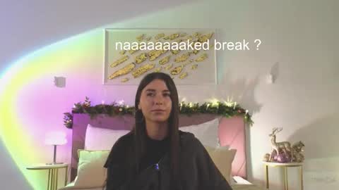 violetta_finch online show from December 21, 2025, 10:22 am