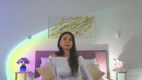 violetta_finch online show from April 18, 2026, 10:19 am
