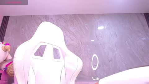 Violetta  online show from October 8, 2025, 3:48 am