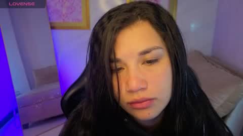 Snapshot of violetta_jhonson_v chatting on May 17, 2026, 3:48 am Violetta online show from May 17, 2026, 3:48 am