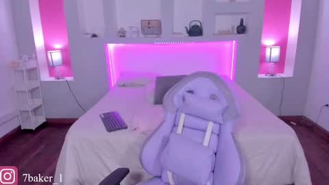 ViolettaBaker online show from January 31, 2025, 10:31 pm