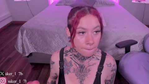 ViolettaBaker online show from February 11, 2025, 7:38 pm