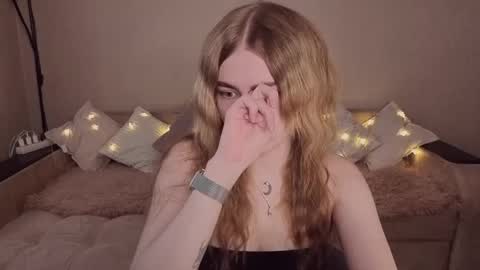 ViolettaOtis online show from April 22, 2026, 2:51 pm