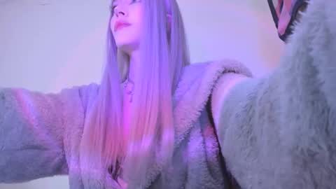 Violett online show from December 26, 2024, 4:43 am