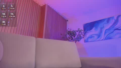 Violett Castel online show from January 24, 2025, 1:35 am