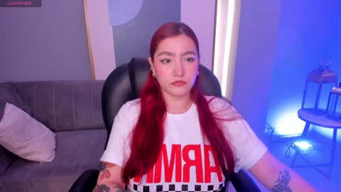 Violett Castel online show from February 5, 2025, 7:31 pm