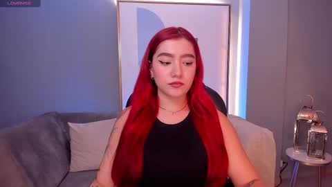 Violett Castel online show from March 2, 2025, 5:14 pm