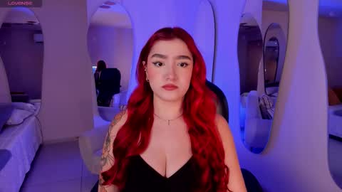 Violett Castel online show from September 29, 2025, 7:30 pm