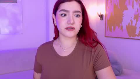 Violett Castel online show from March 22, 2026, 4:32 pm