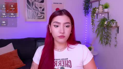 Violett Castel online show from April 14, 2026, 7:42 pm