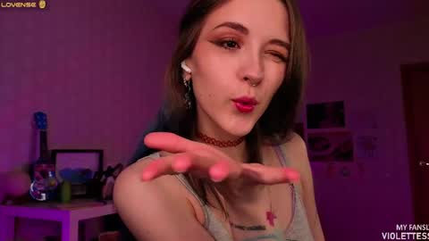 Snapshot of violettesss chatting on May 21, 2026, 5:20 pm Vi Best on my Fansly online show from May 21, 2026, 5:20 pm