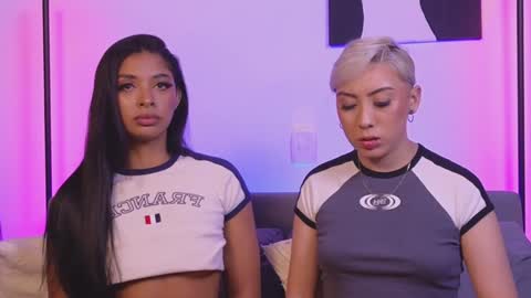 Violet online show from December 17, 2024, 3:28 am