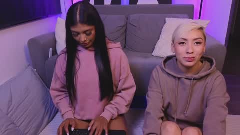 Violet online show from January 11, 2025, 3:13 am