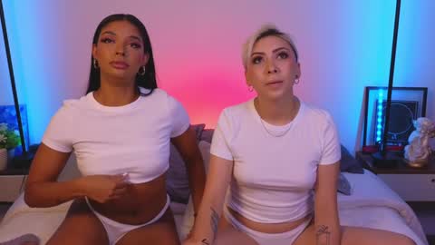 Violet online show from January 17, 2025, 11:18 pm