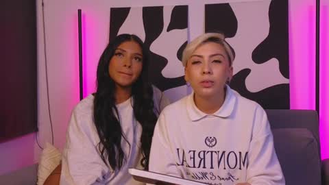 Violet online show from January 23, 2025, 1:41 am