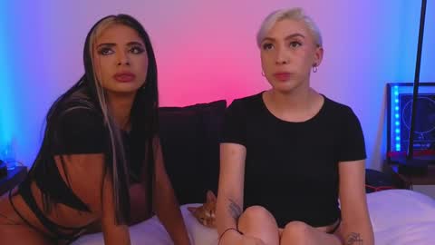 Violet online show from February 11, 2025, 4:22 am