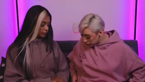 Violet online show from February 27, 2025, 2:21 am