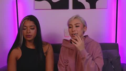 Violet online show from February 27, 2025, 5:24 am