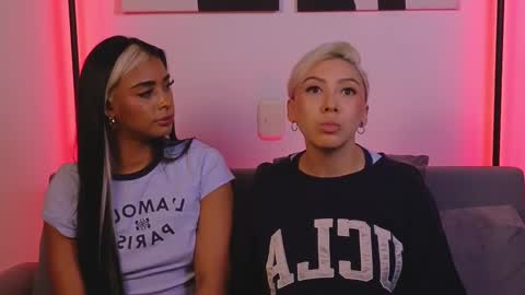 Violet online show from March 7, 2025, 2:04 am