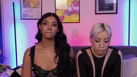 Violet online show from October 11, 2025, 12:43 am