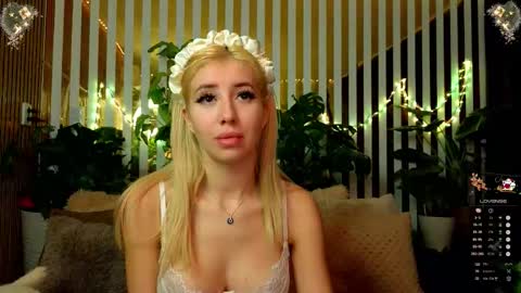 Snapshot of violetttttacb chatting on December 22, 2025, 10:51 pm Violetta online show from December 22, 2025, 10:51 pm