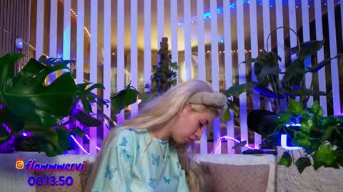 Snapshot of violetttttacb chatting on February 11, 2026, 7:30 pm Violetta online show from February 11, 2026, 7:30 pm