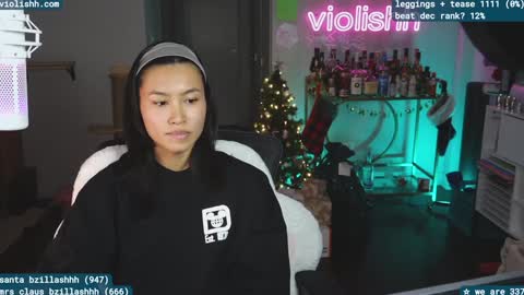 follow me on twitter violishh and ig violishh  online show from December 18, 2024, 11:08 pm