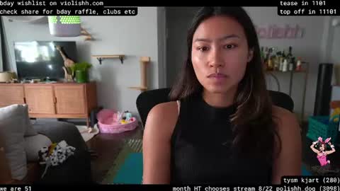 Snapshot of violishh chatting on August 3, 2026, 7:28 pm follow me on twitter violishh and ig violishh online show from August 3, 2026, 7:28 pm