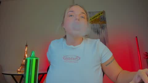 Violla online show from December 26, 2024, 1:51 am