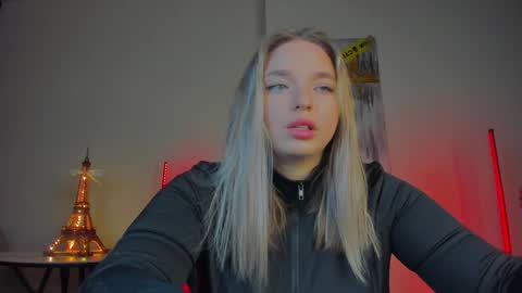 Violla online show from February 2, 2025, 10:24 am