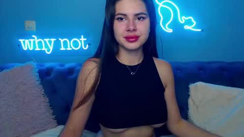 viollinalv online show from September 12, 2025, 4:56 am