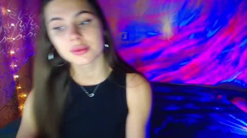 viollinalv online show from September 30, 2025, 7:41 pm