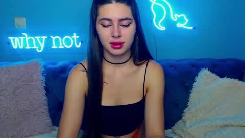 viollinalv online show from October 6, 2025, 4:43 am